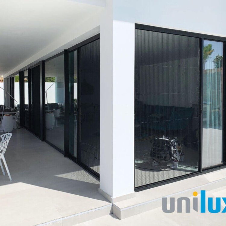 Unilux-zwarte-hor-1024x853-1-750x750